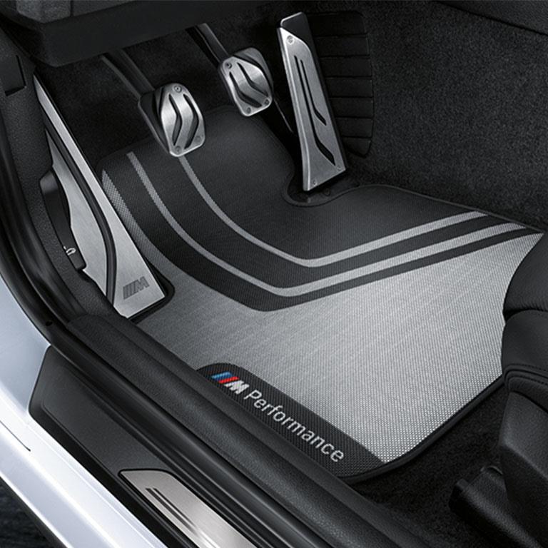 BMW M2 M2 coupe floor mats front. Perfectly fitted, dirtrepellent